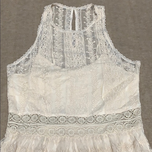 Cream lace Abercrombie & Fitch dress - Picture 2 of 3
